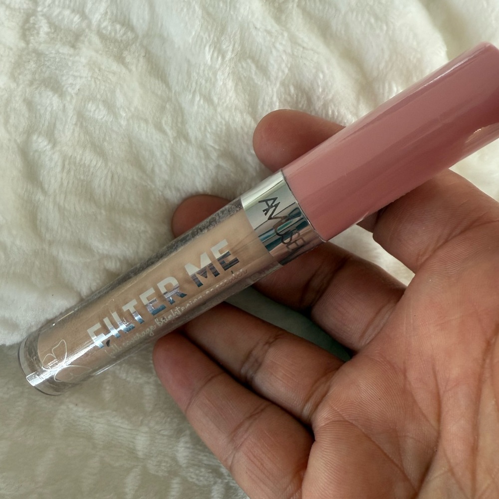 Amuse Society Rosy Nude Concealer with Creamy Finish
